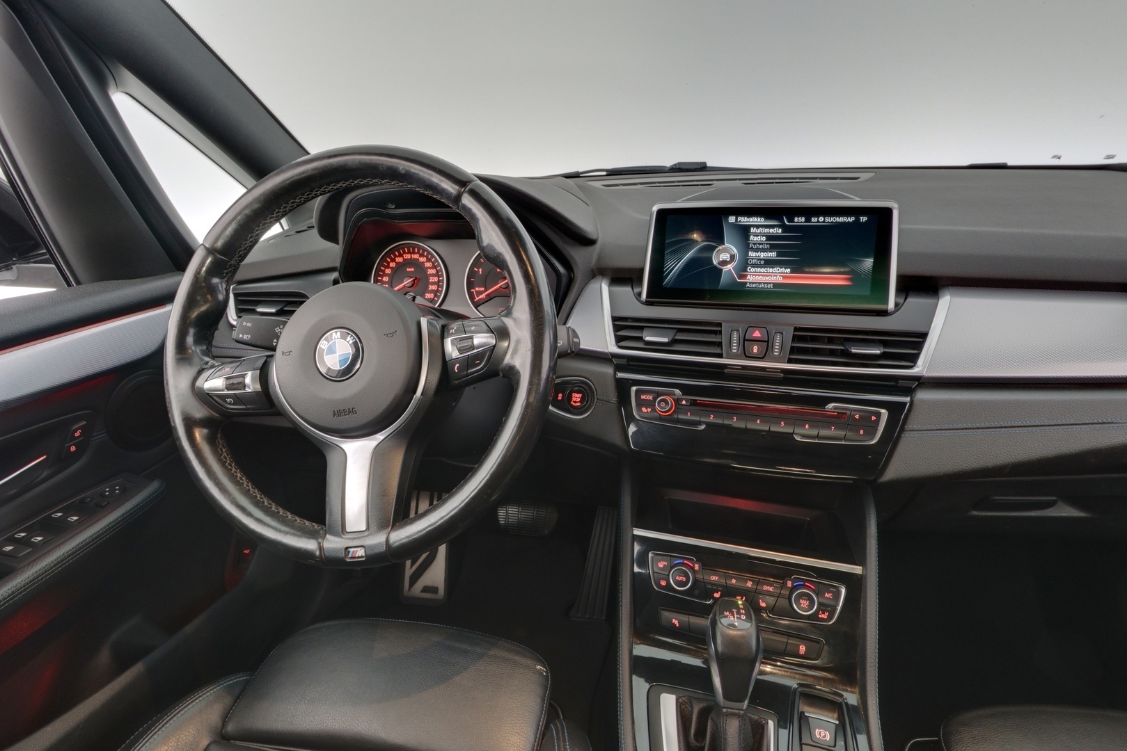 BMW 220 2016