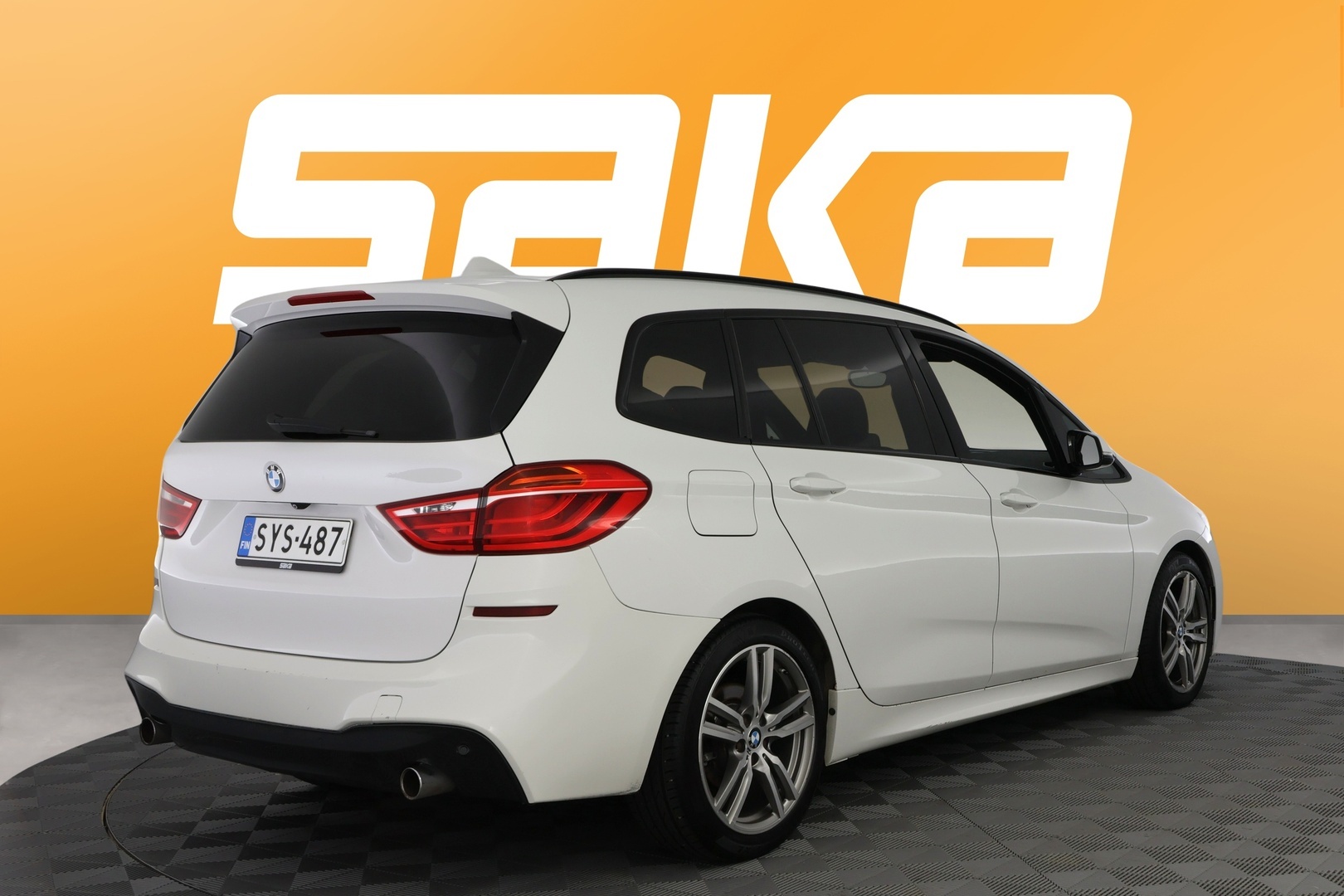 BMW 220 2016