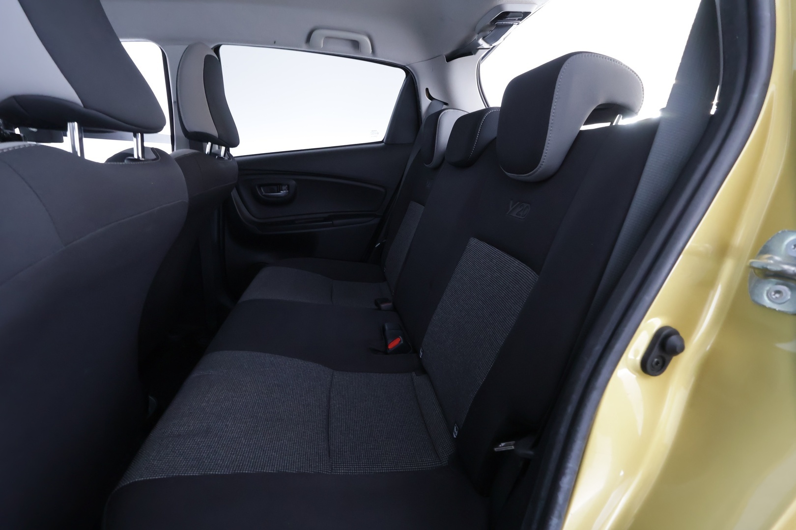 TOYOTA Yaris 2019