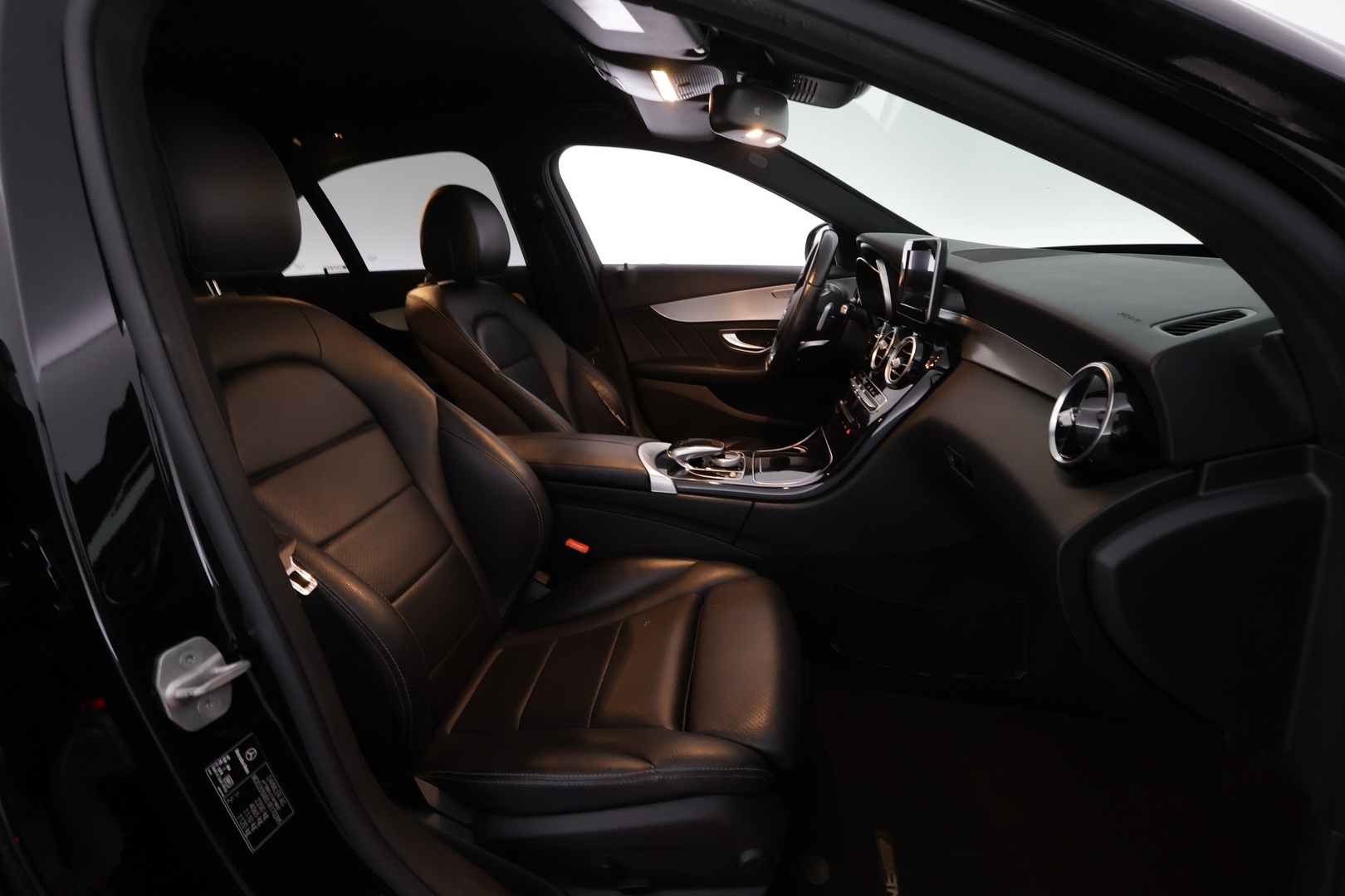 MERCEDES-BENZ C 2016