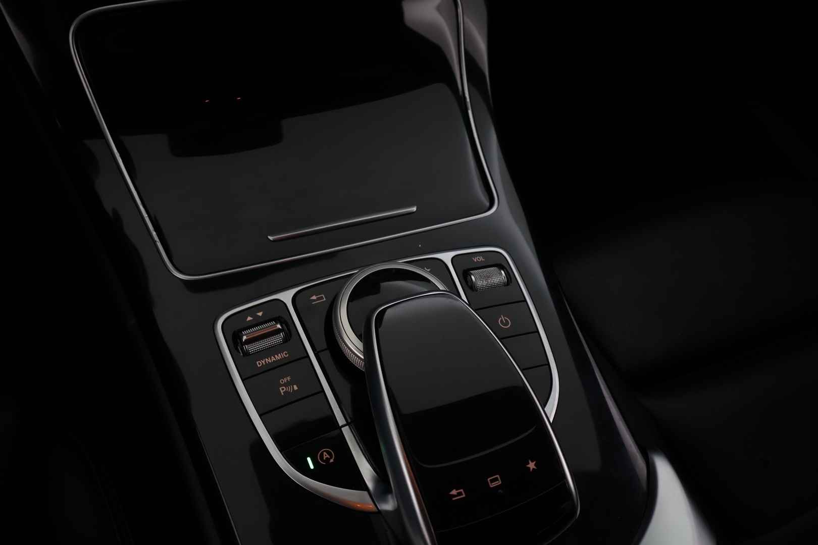 MERCEDES-BENZ C 2016