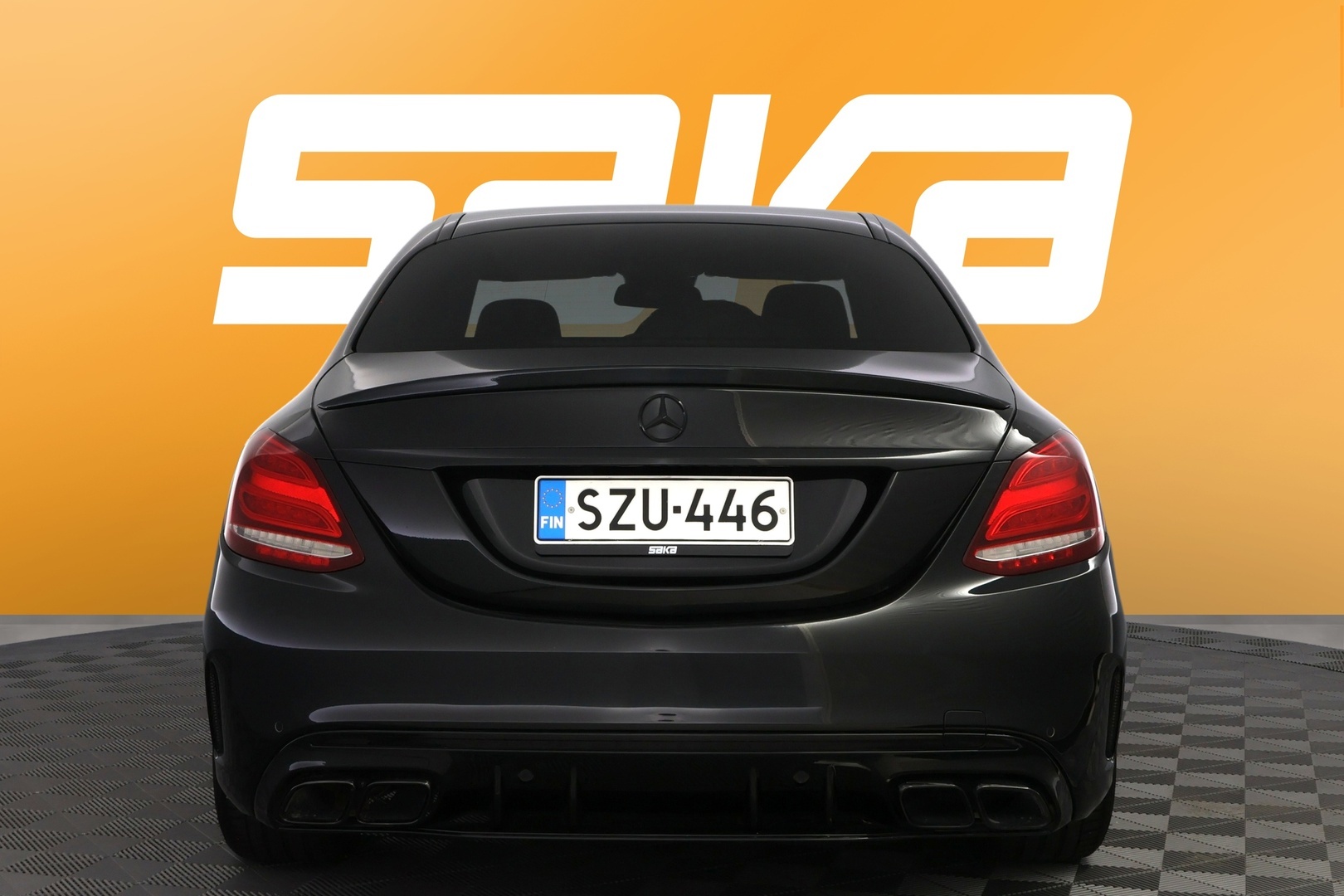 MERCEDES-BENZ C 2016
