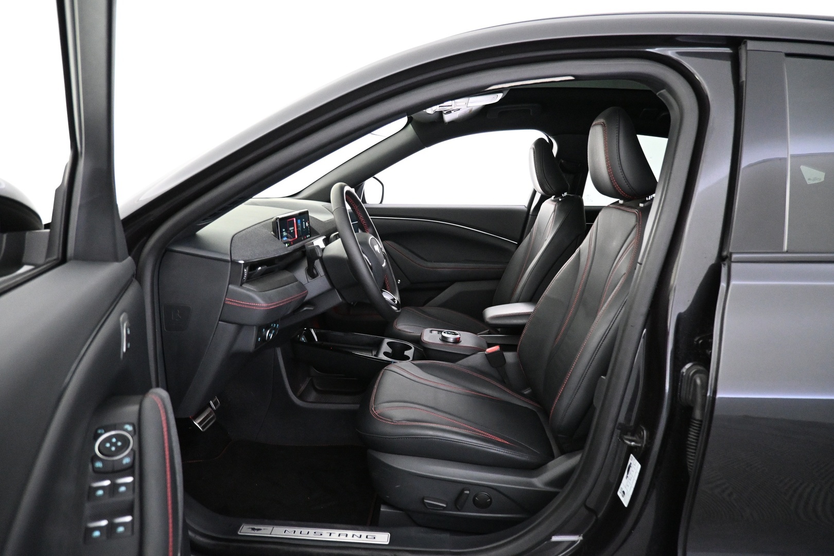 FORD Mustang Mach-E 2022