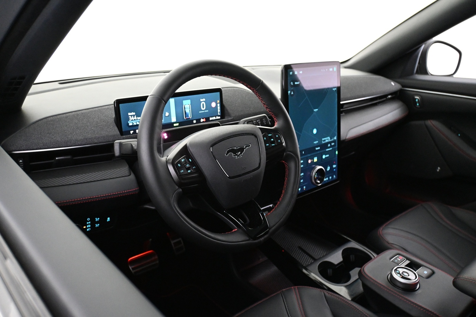 FORD Mustang Mach-E 2022