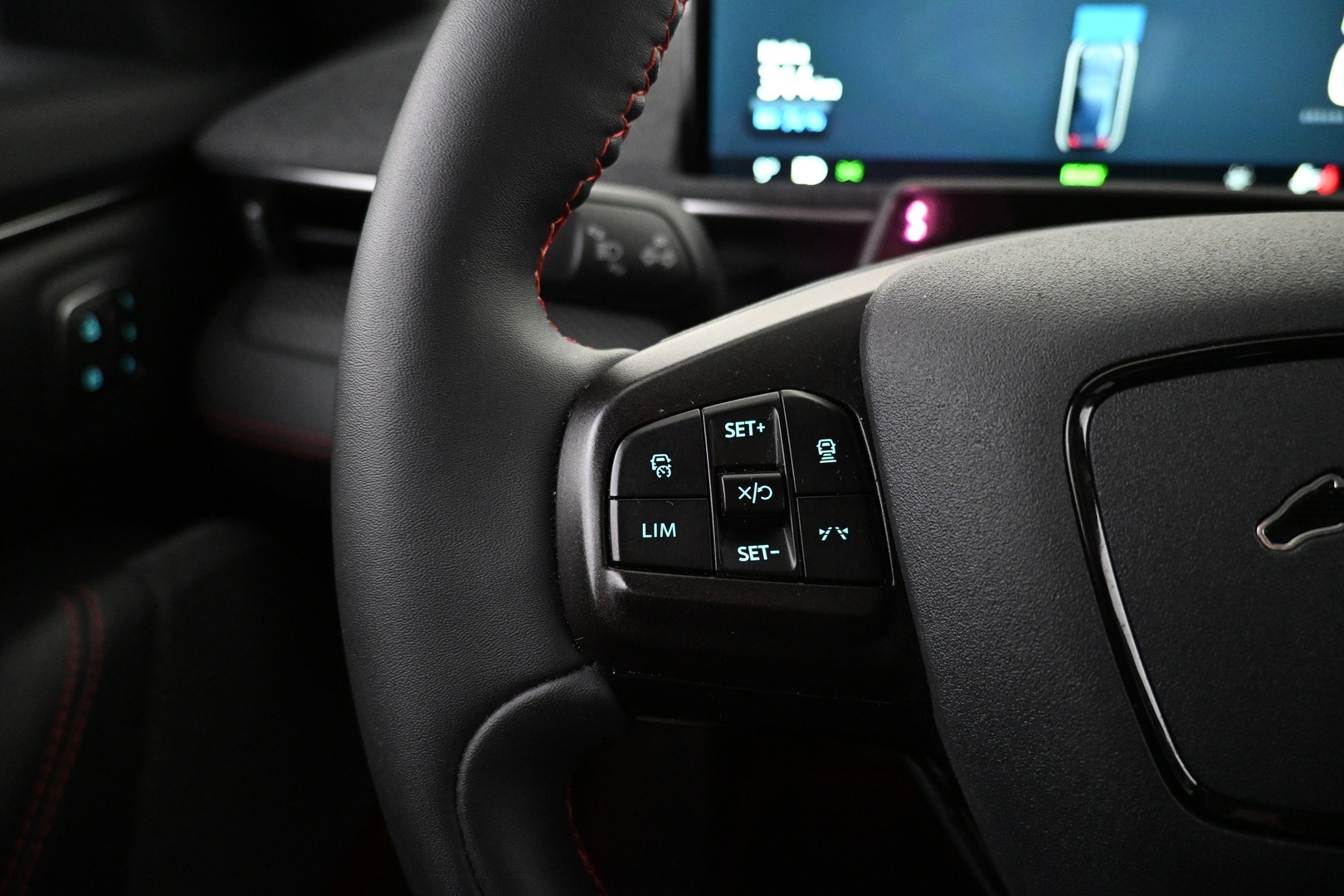 FORD Mustang Mach-E 2022