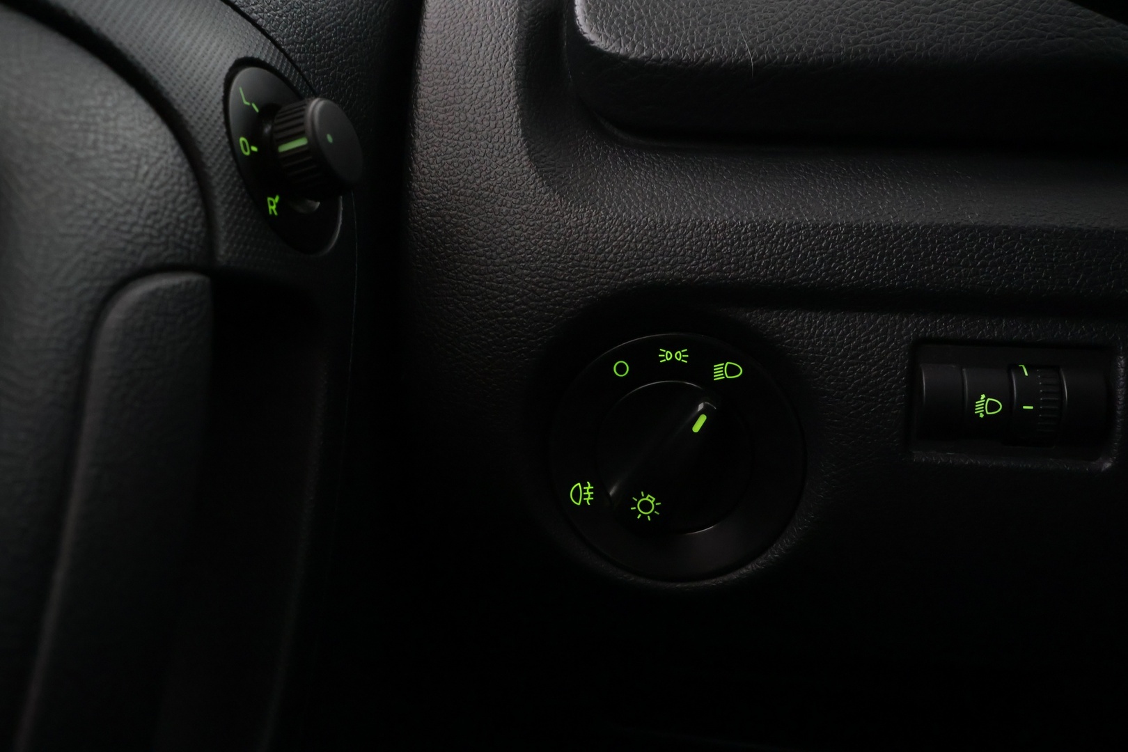 SKODA Fabia 2013