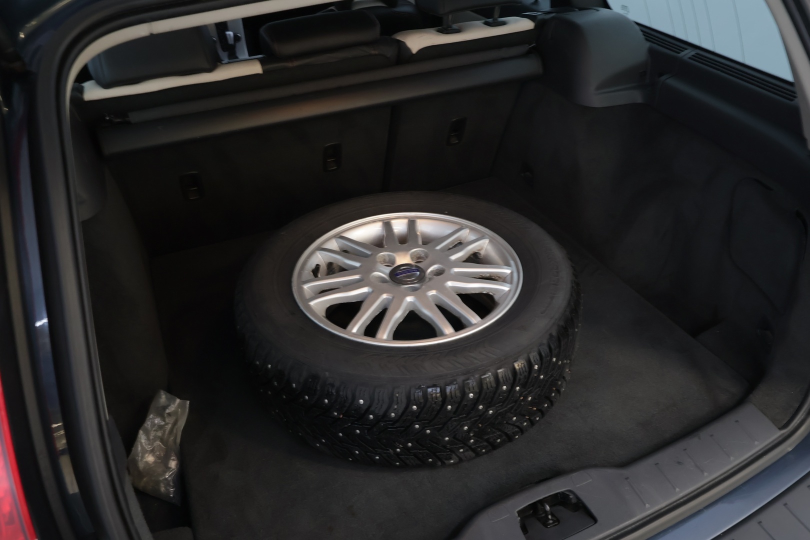 VOLVO V50 2011