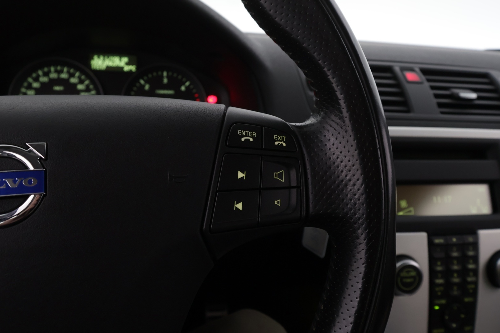 VOLVO V50 2011