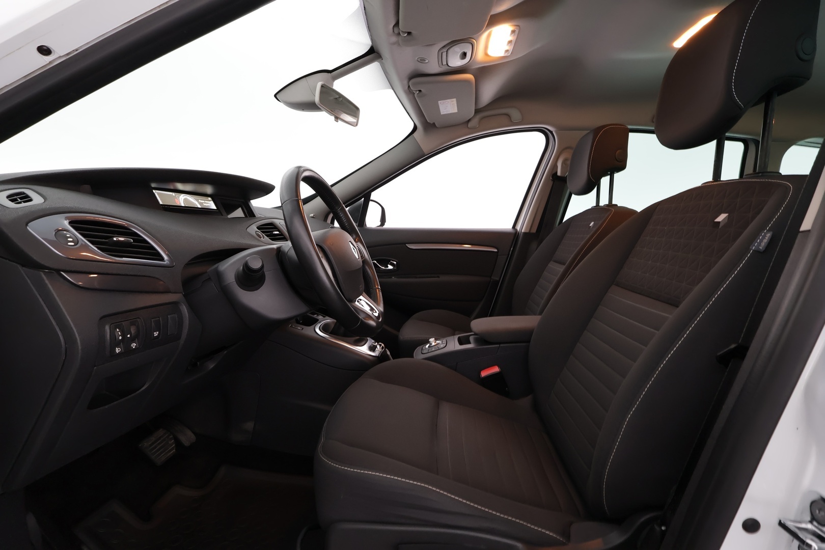 RENAULT Grand Scenic 2015