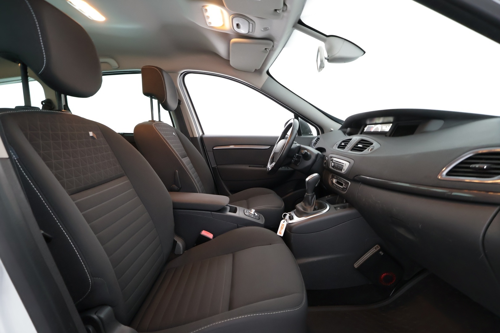 RENAULT Grand Scenic 2015