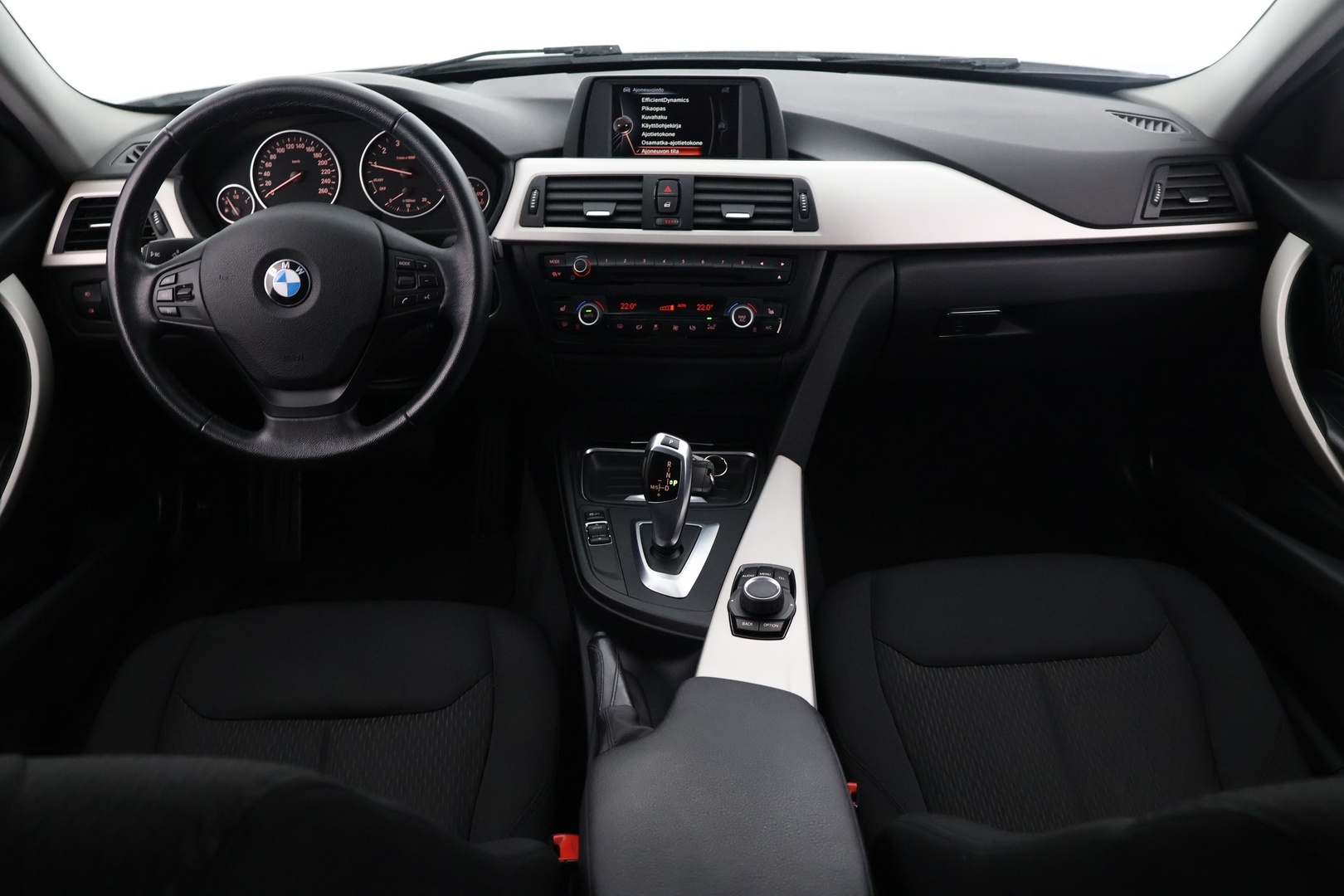 BMW 320 2015