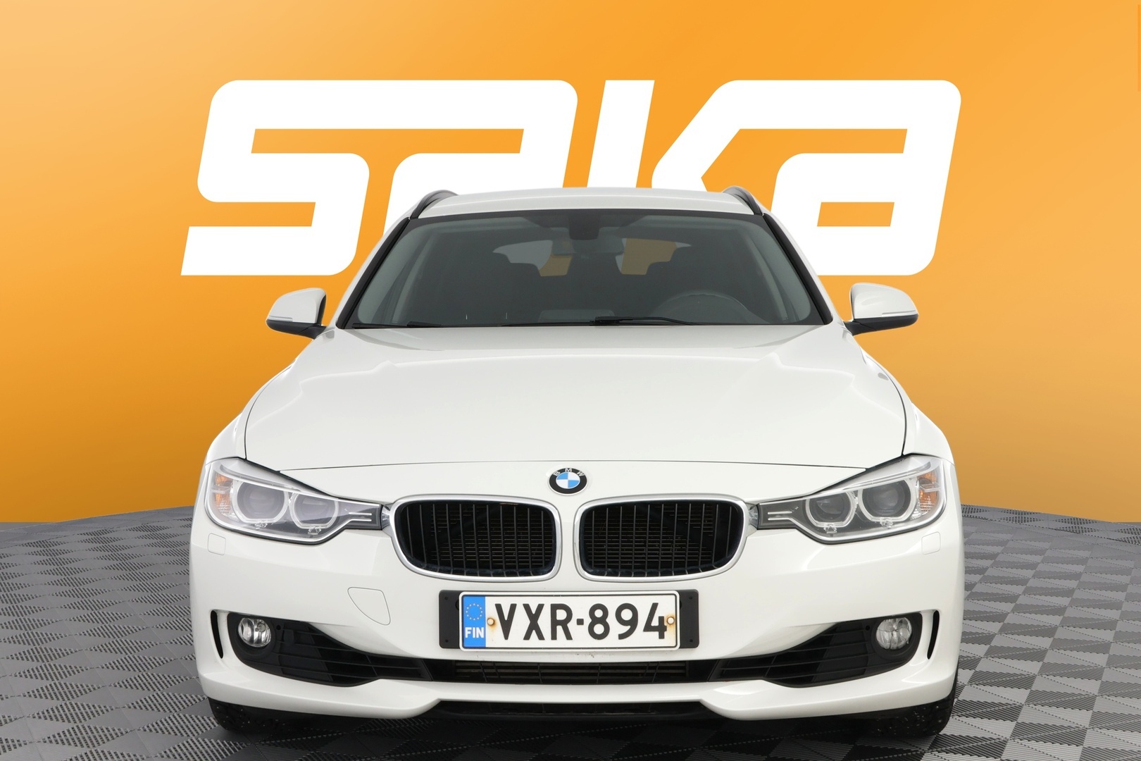 BMW 320 2015