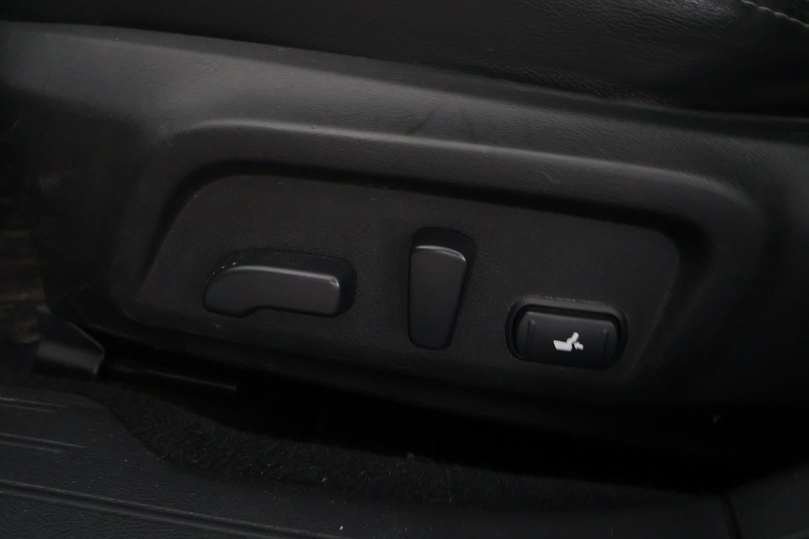 SUBARU Outback 2015