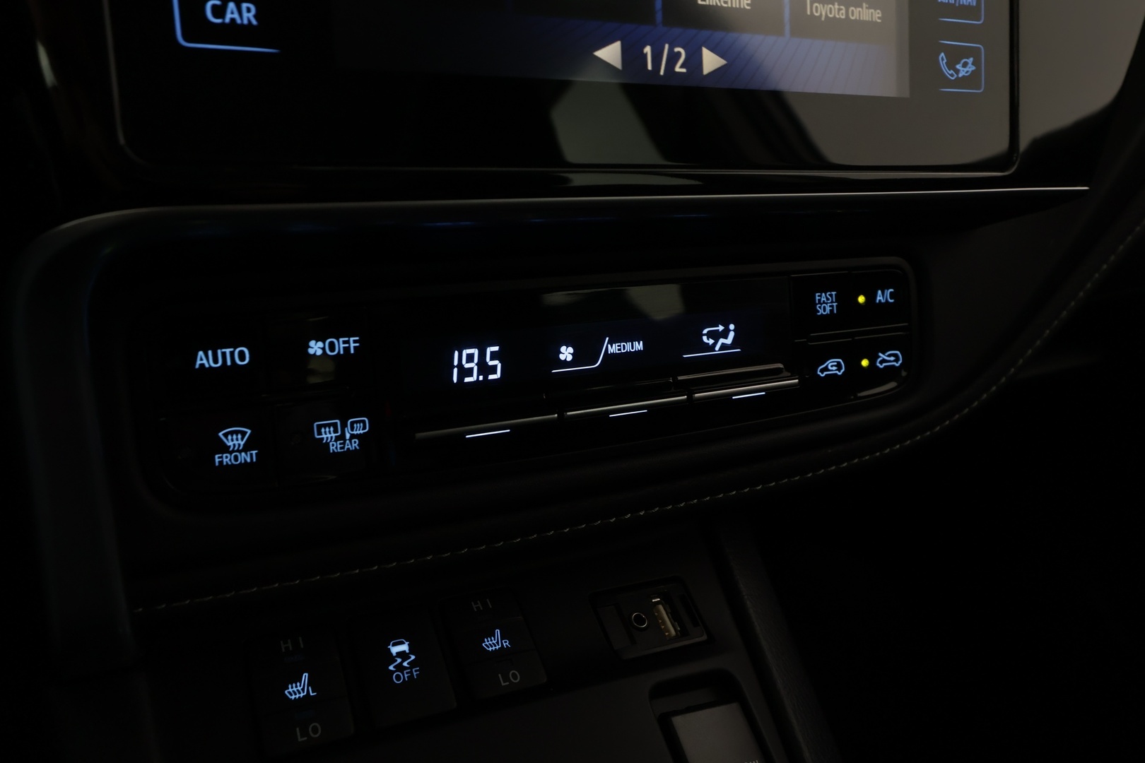 TOYOTA Auris 2017