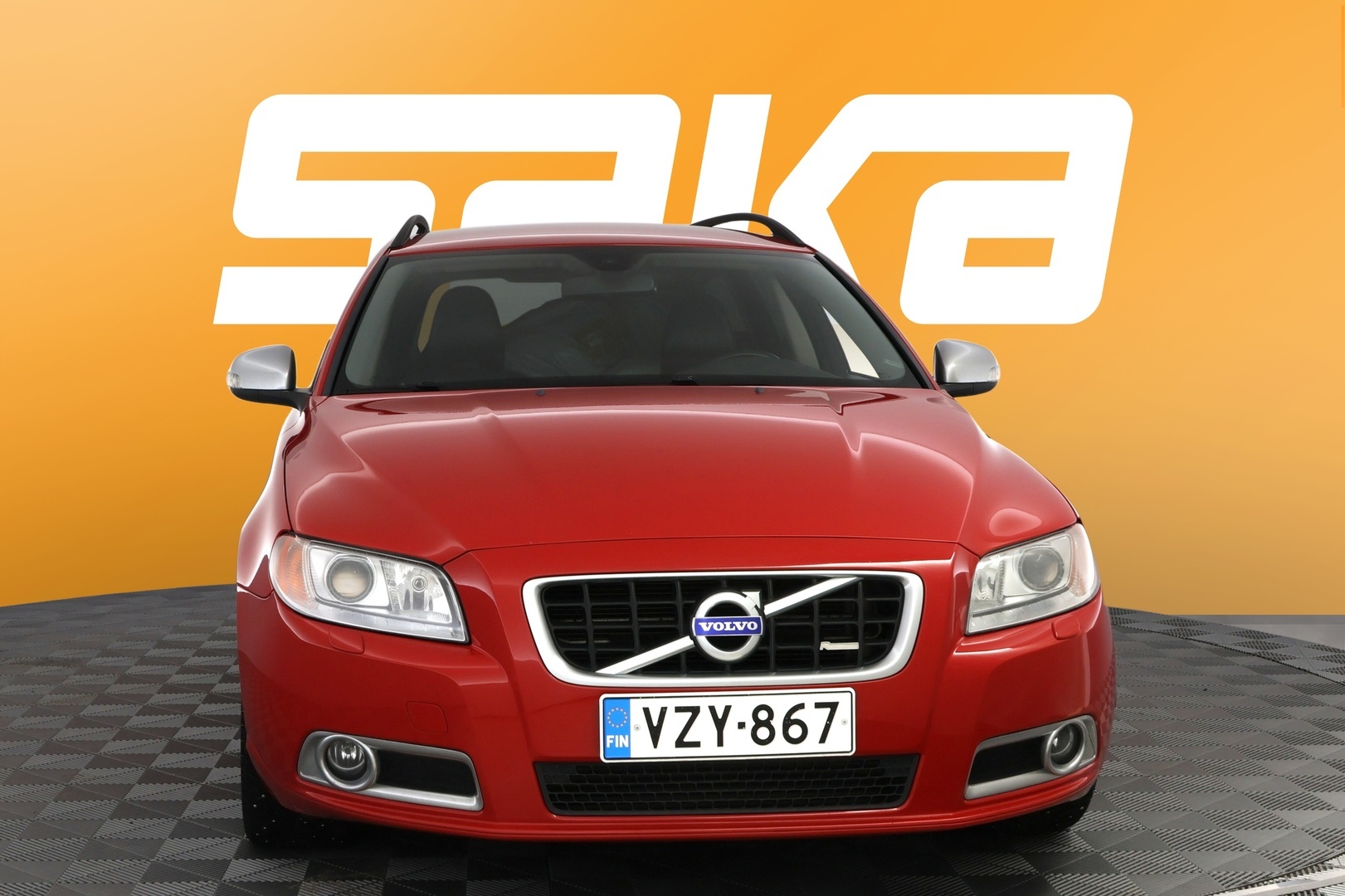 VOLVO V70 2011