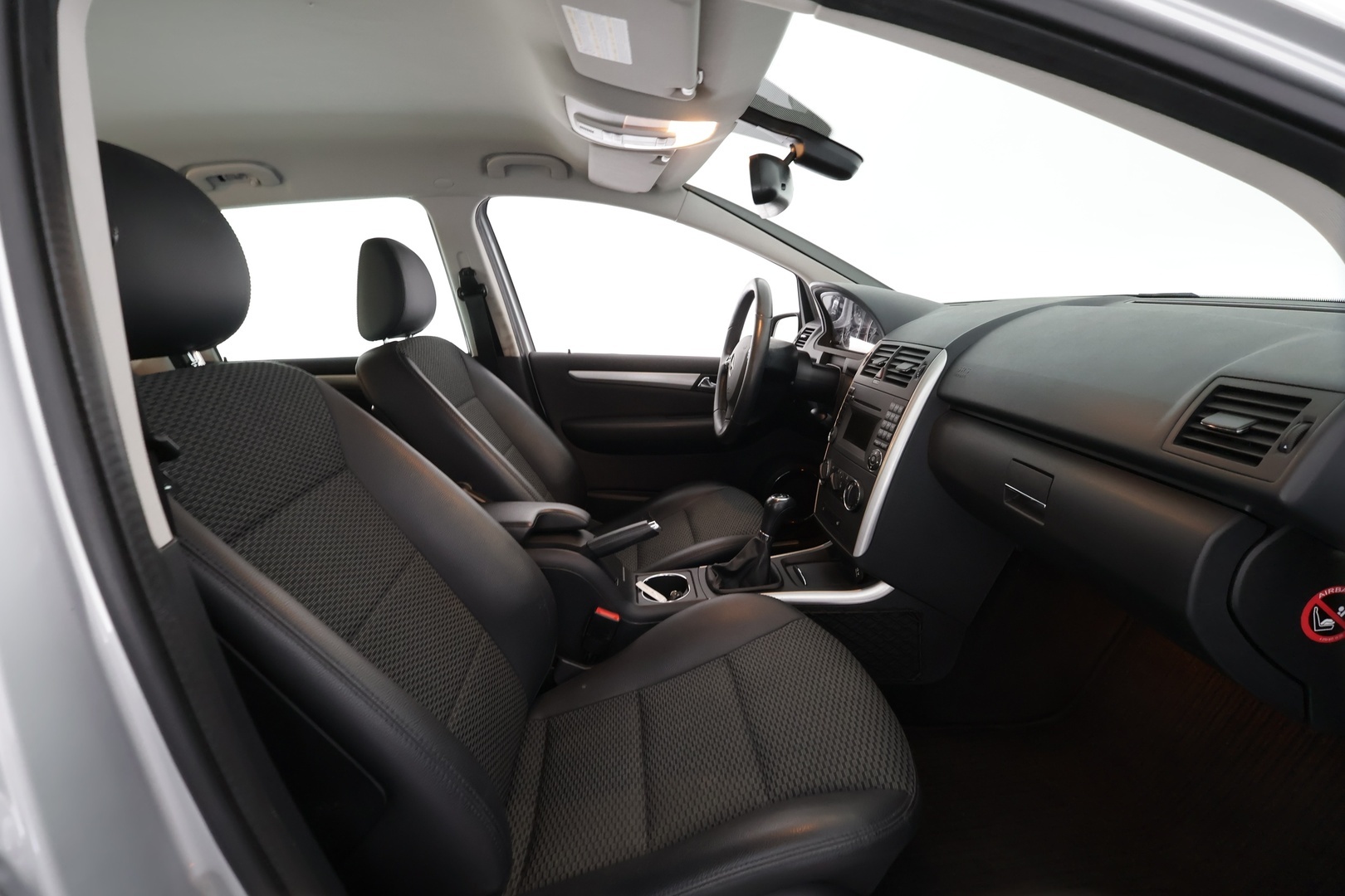 MERCEDES-BENZ A 2010