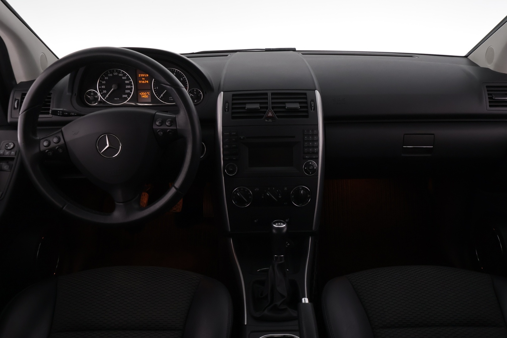 MERCEDES-BENZ A 2010