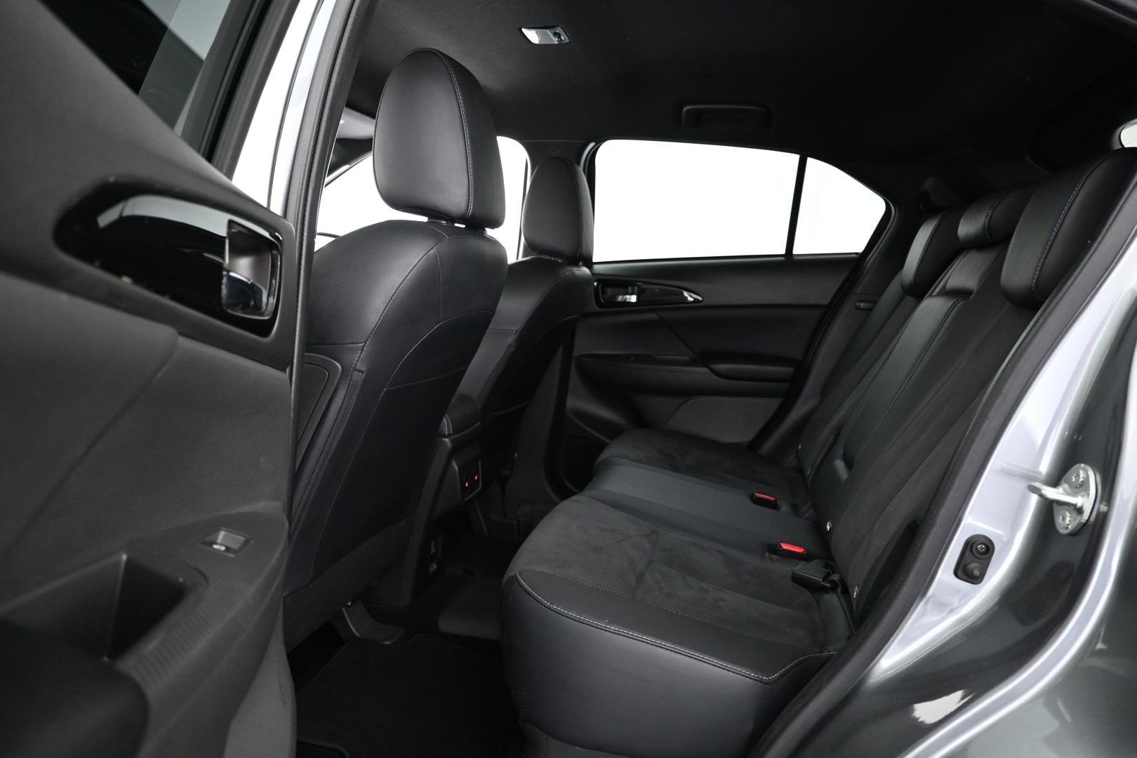 MITSUBISHI Eclipse Cross 2021