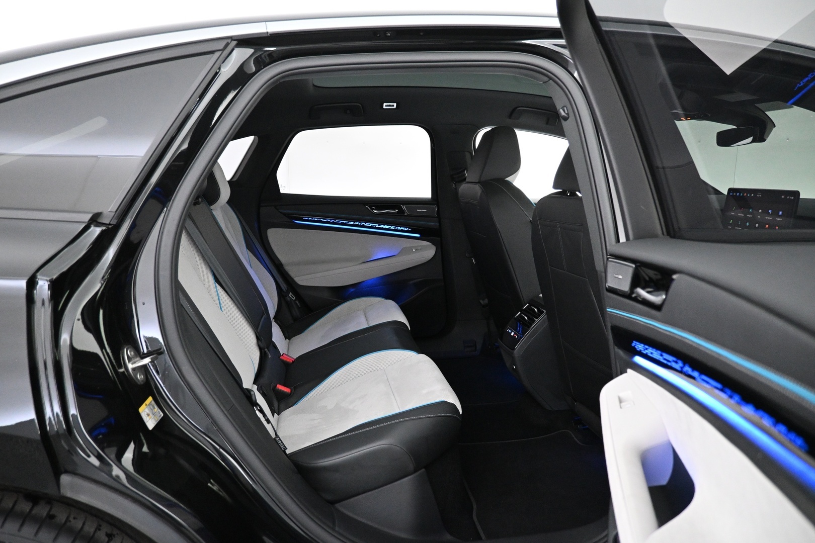 VOLKSWAGEN ID.7 2024