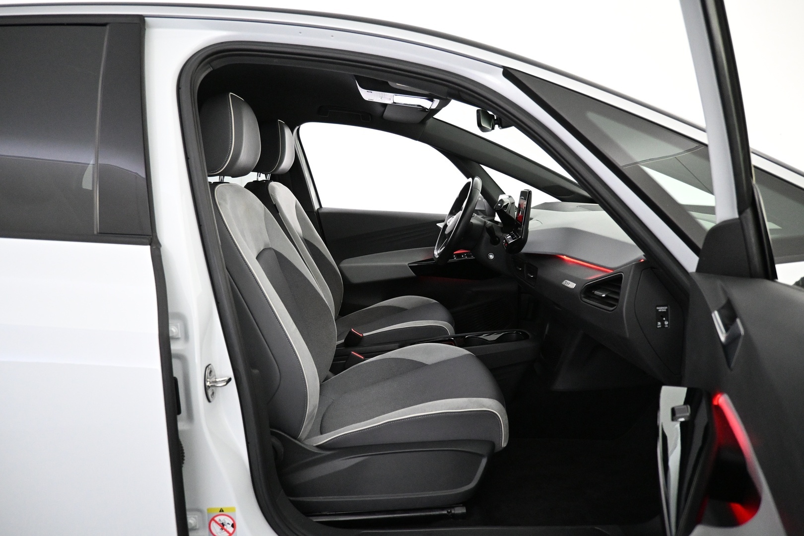 VOLVO XC40 2024
