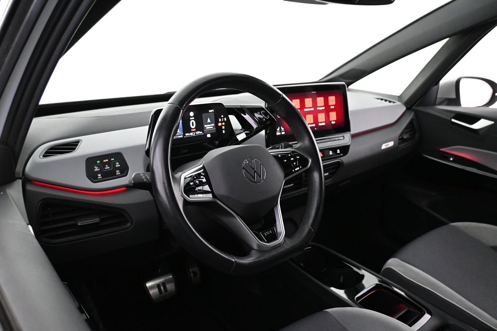 VOLVO XC40 2024