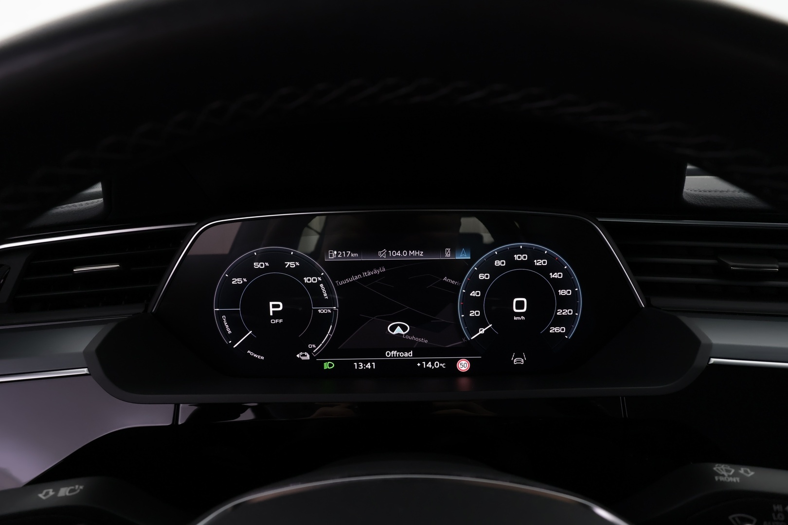 AUDI Q8 e-tron 2024
