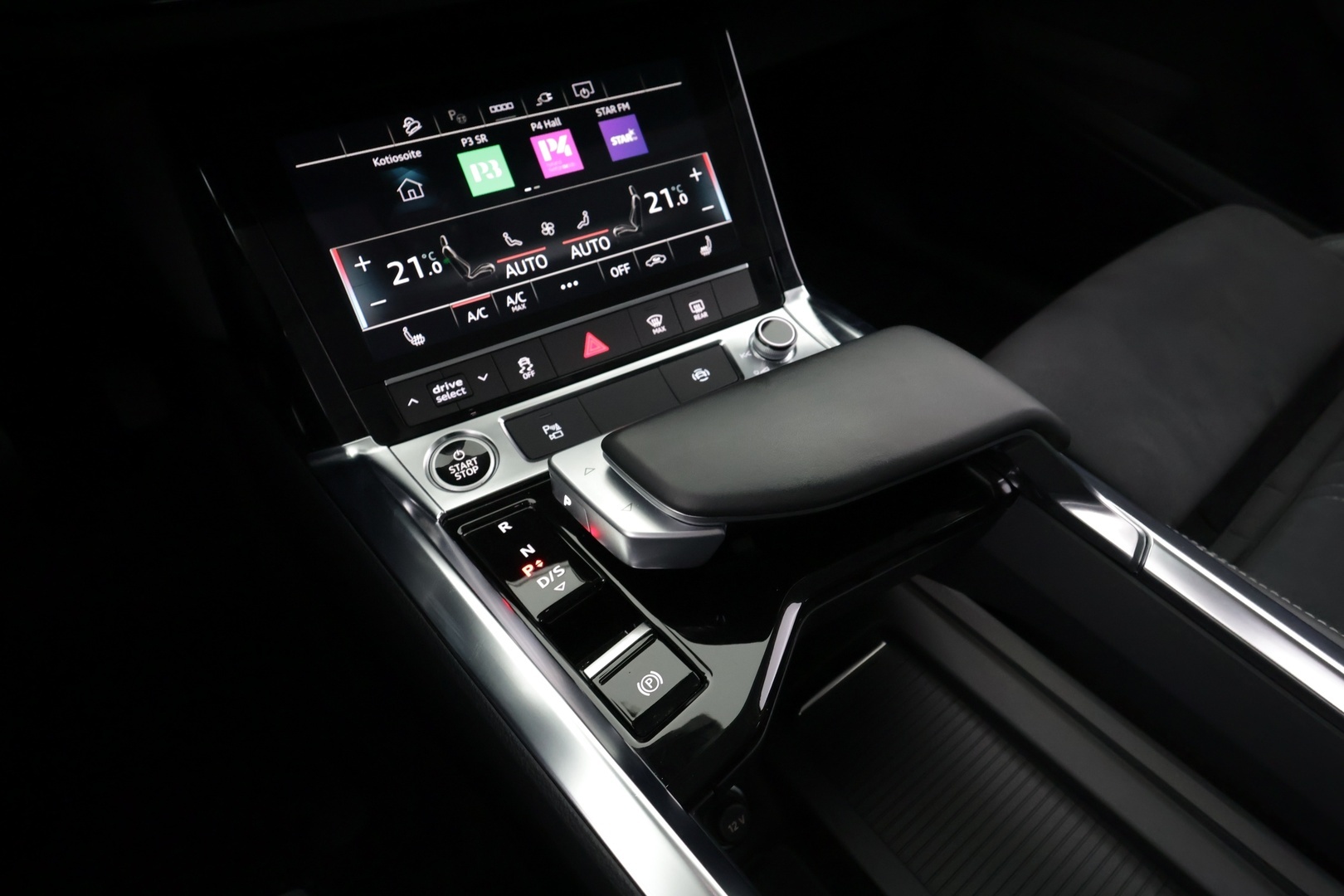 AUDI Q8 e-tron 2024