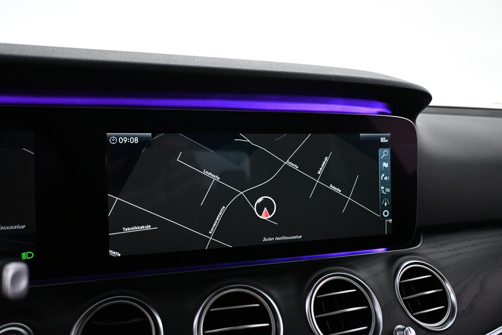 MERCEDES-BENZ E 2019