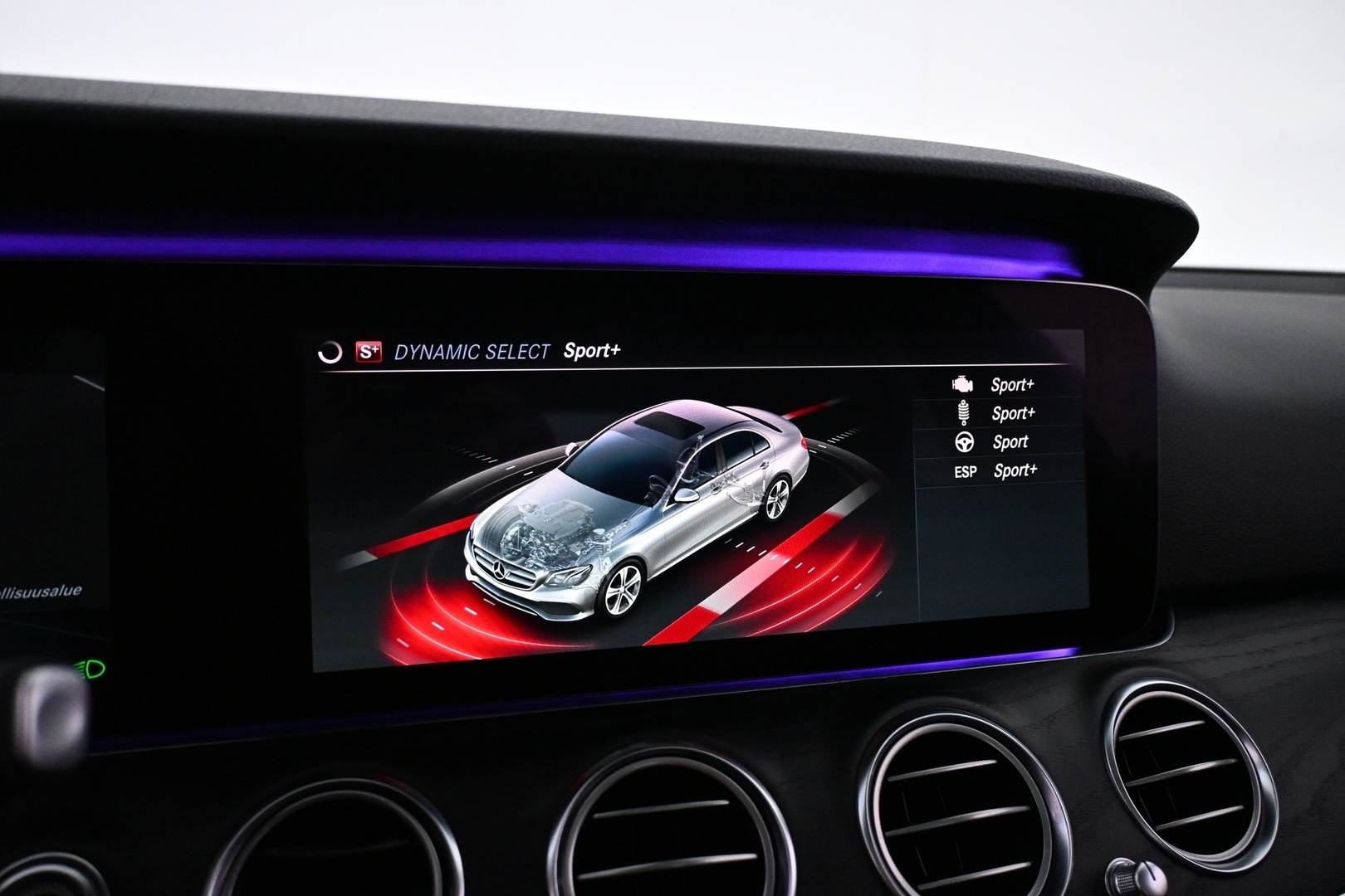 MERCEDES-BENZ E 2019