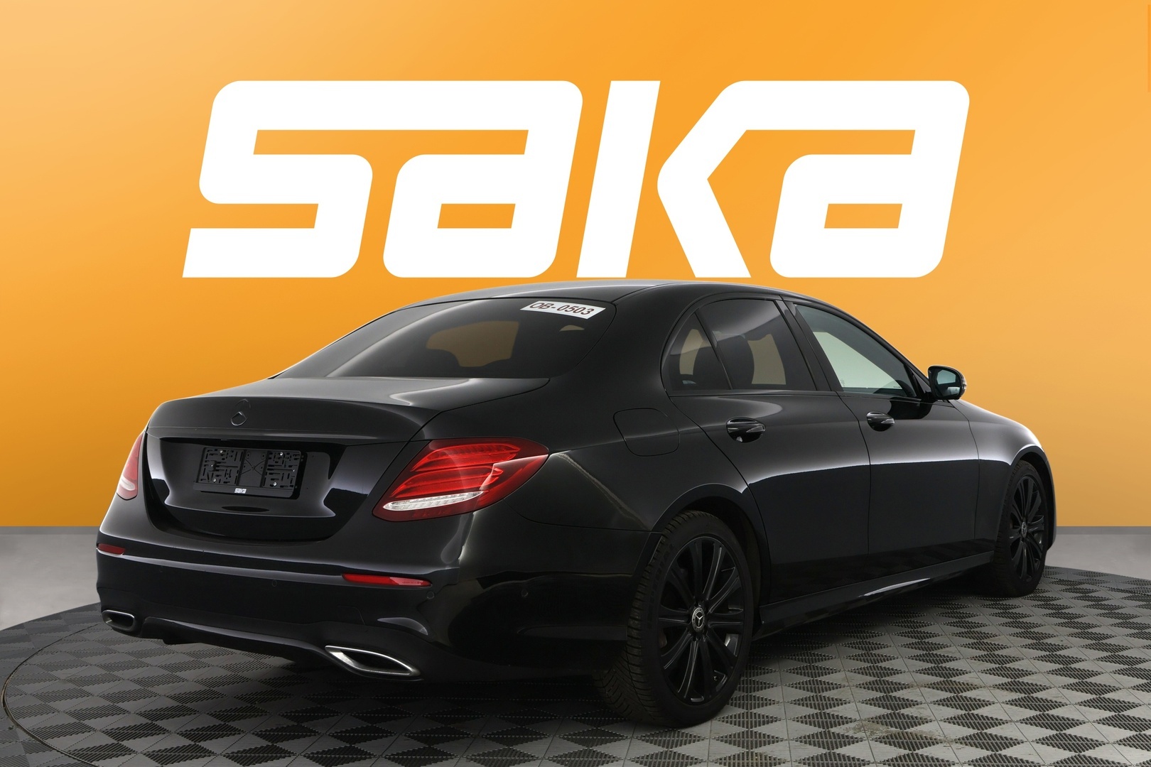 MERCEDES-BENZ E 2019