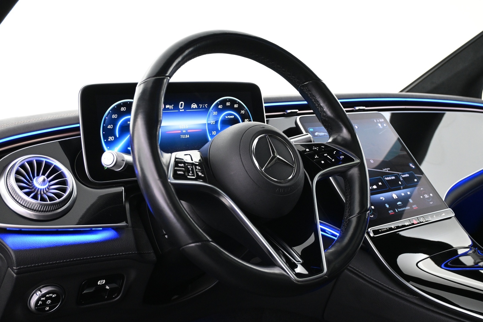 MERCEDES-BENZ EQS 2022