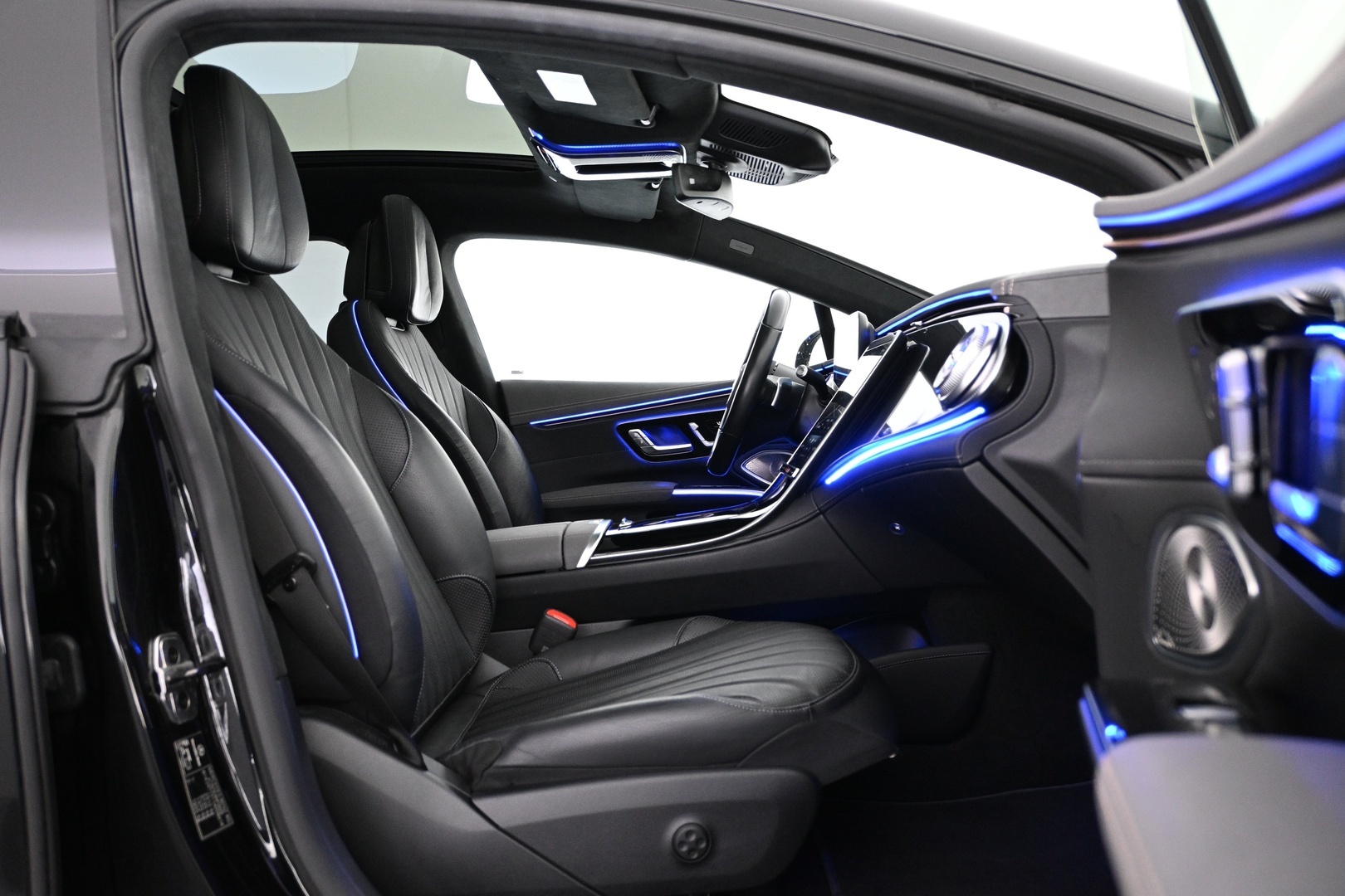 MERCEDES-BENZ EQS 2022