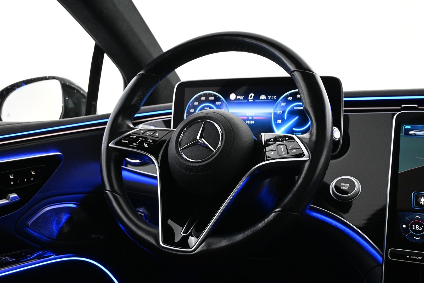 MERCEDES-BENZ EQS 2022