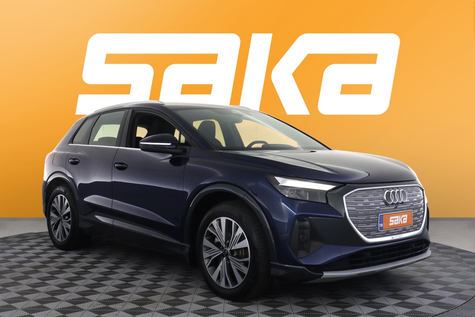 AUDI Q4 e-tron 2024