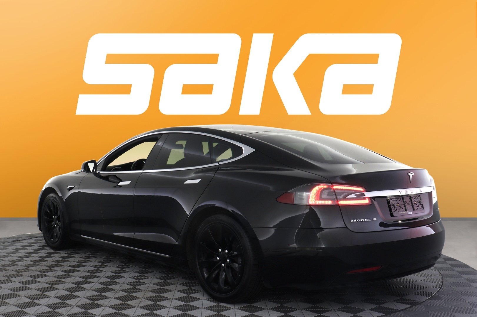 TESLA Model S 2017