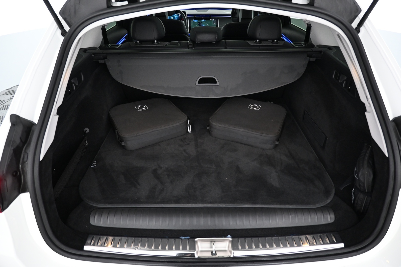 MERCEDES-BENZ E 2024