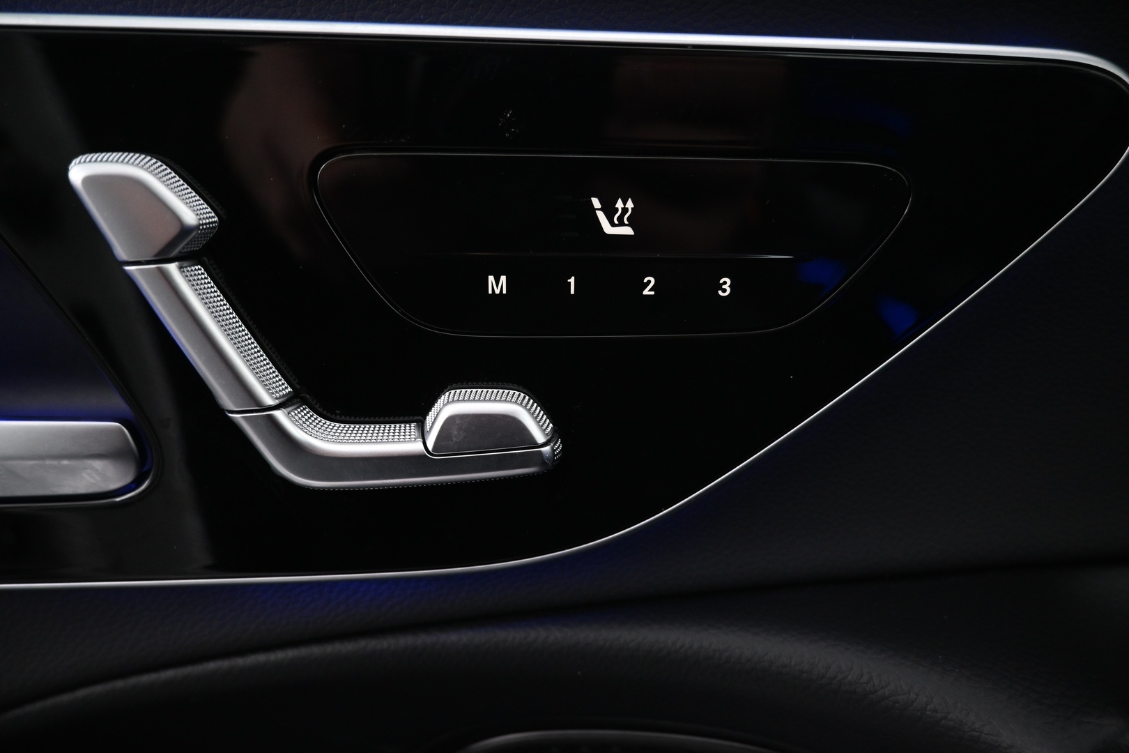 MERCEDES-BENZ E 2024