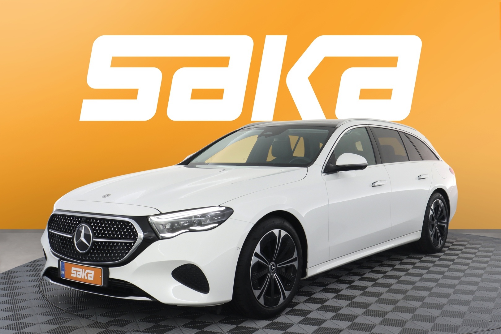 MERCEDES-BENZ E 2024