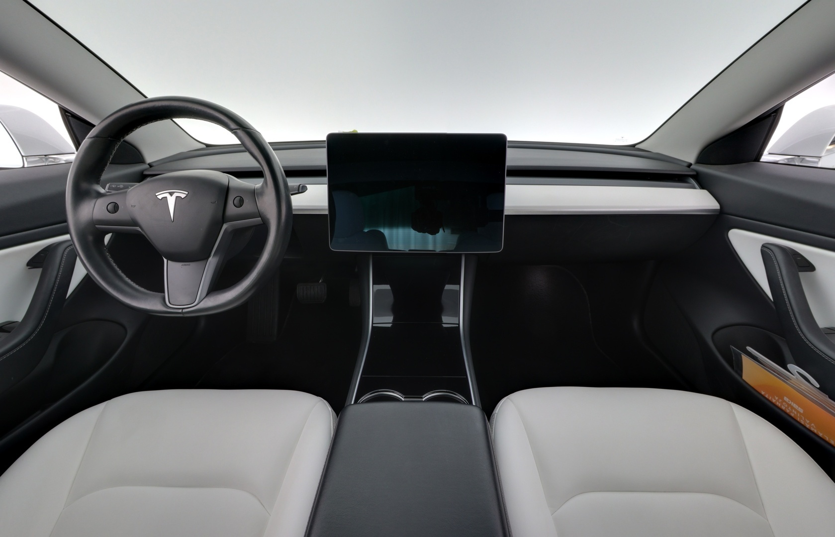 TESLA Model 3 2019