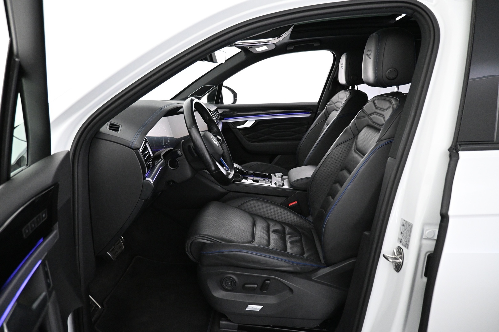 VOLKSWAGEN Touareg 2021