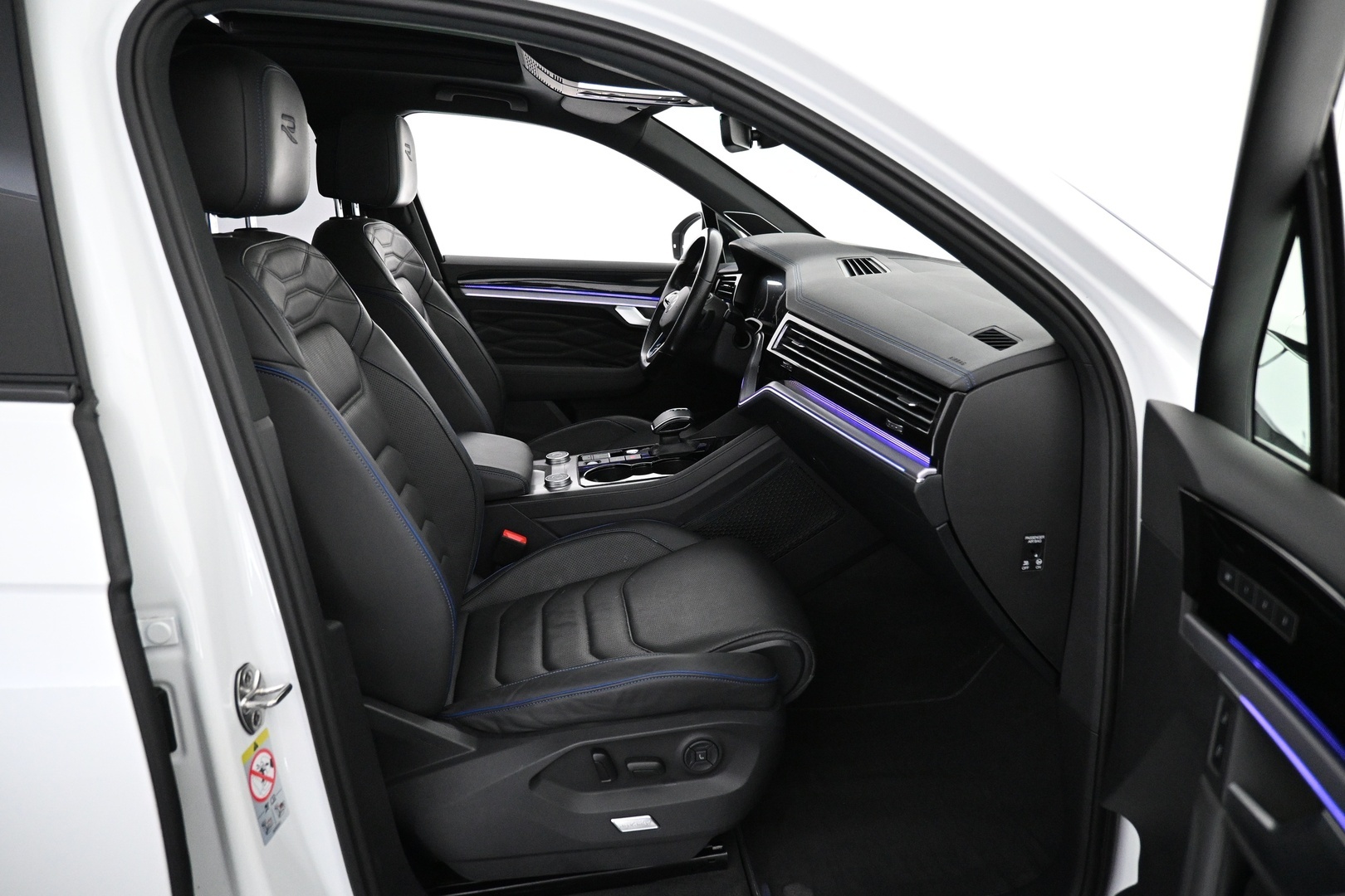 VOLKSWAGEN Touareg 2021
