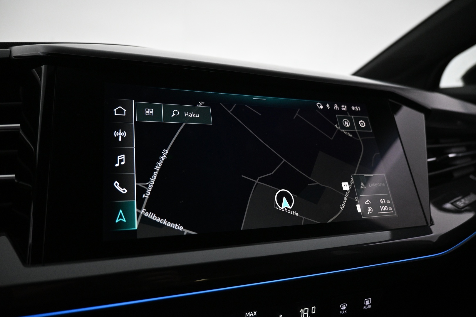 AUDI Q4 e-tron 2022
