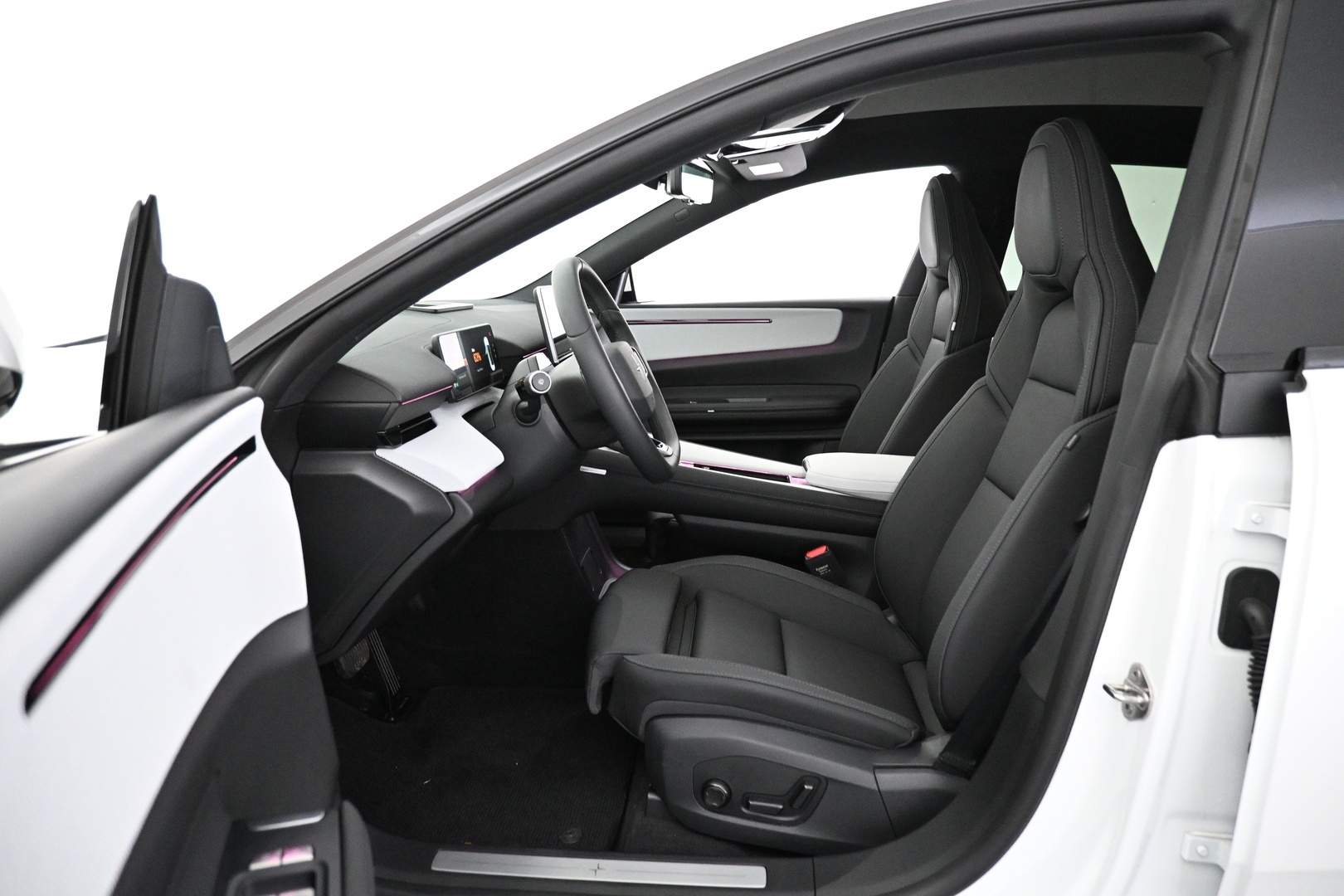 POLESTAR 4 2026