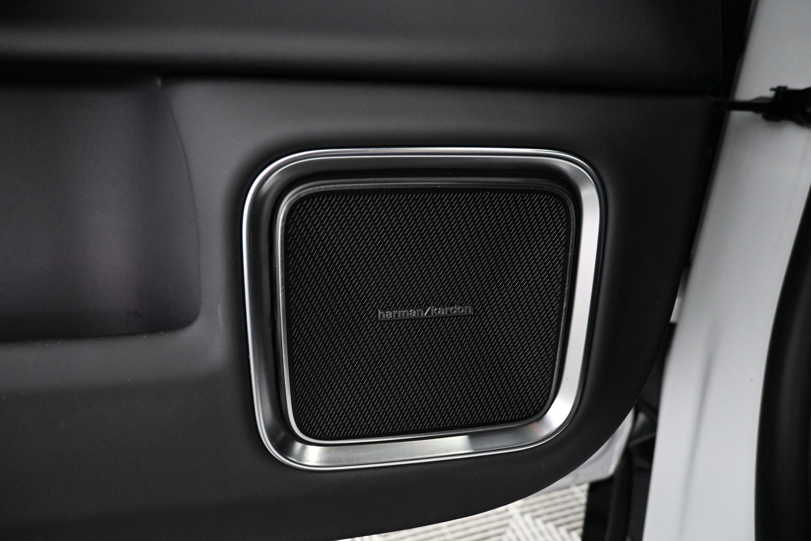 POLESTAR 4 2026