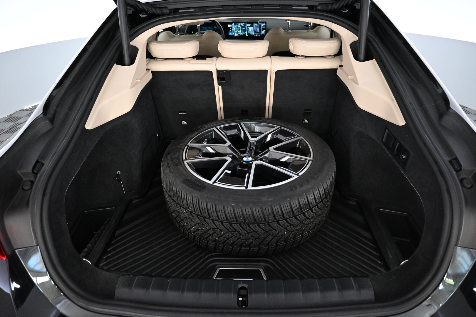BMW i4 2024