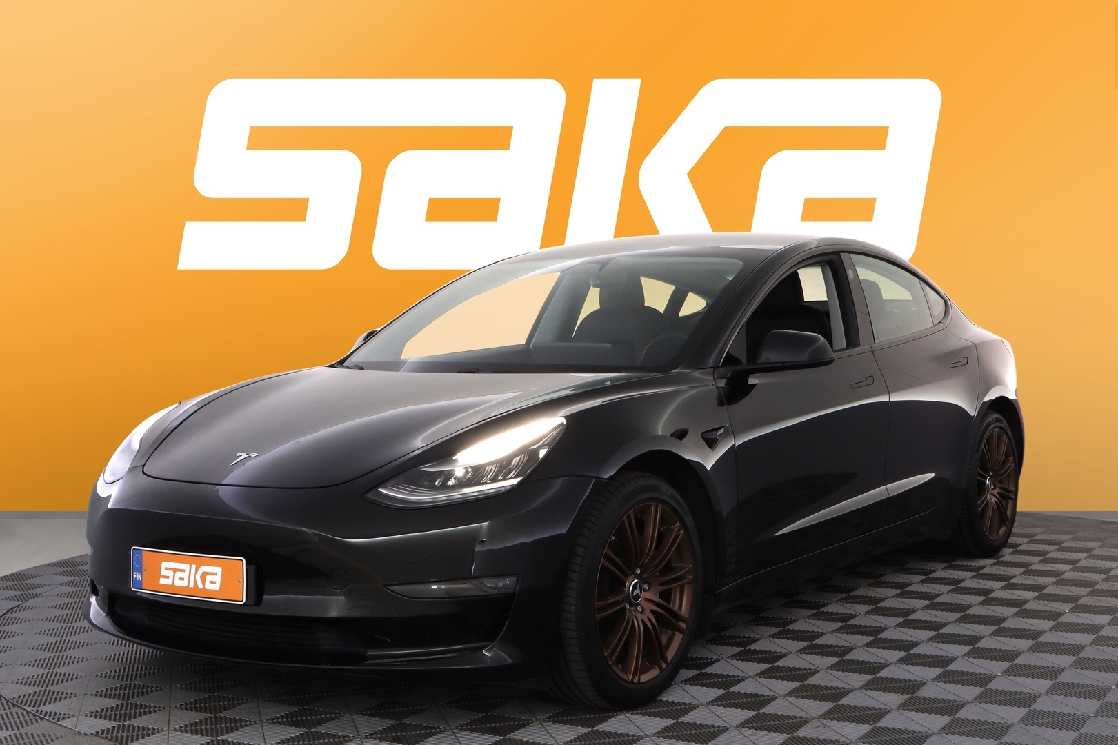 TESLA Model 3 2021
