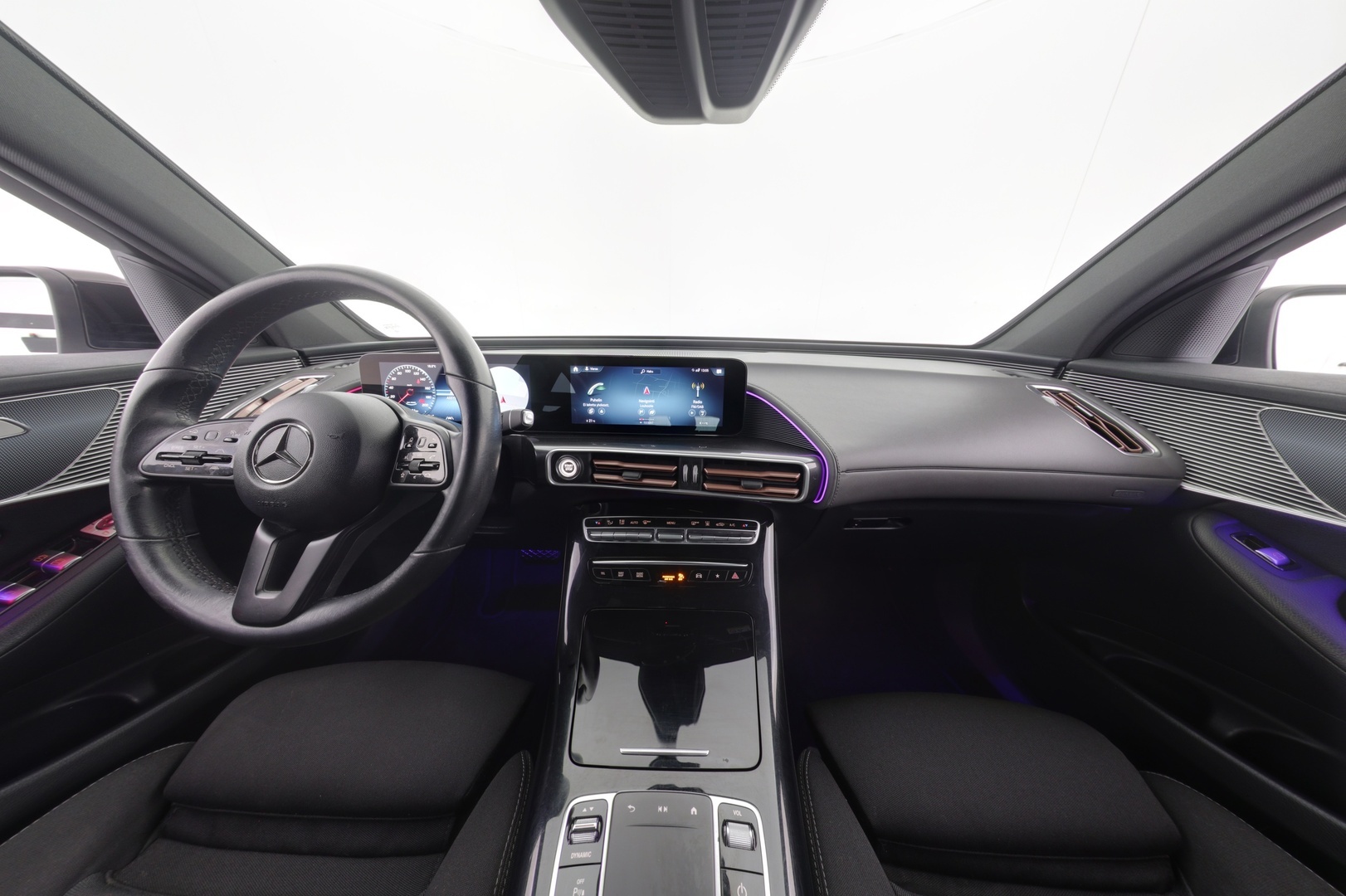MERCEDES-BENZ EQC 2021