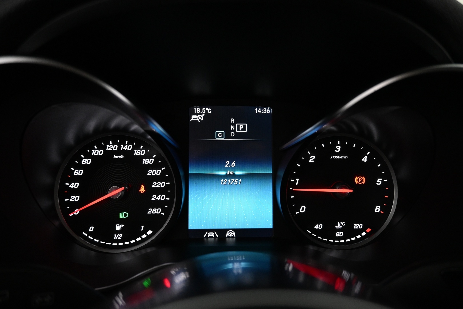 MERCEDES-BENZ GLC 2022