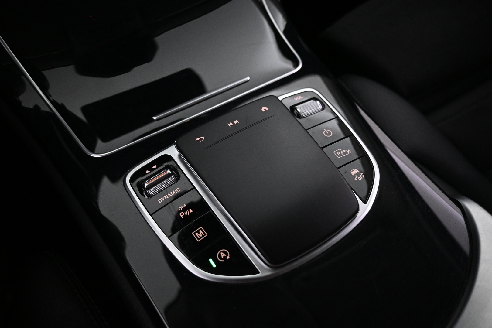 MERCEDES-BENZ GLC 2022