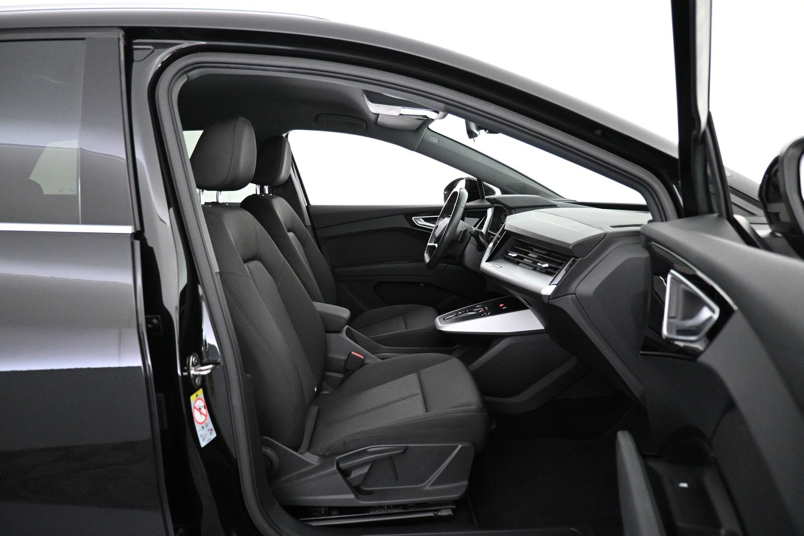 AUDI Q4 e-tron 2023
